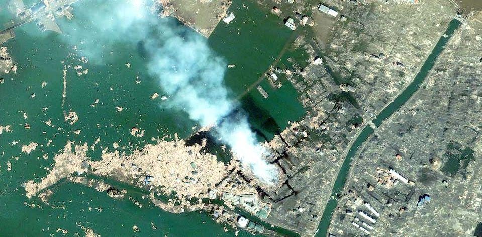 Imágenes de satélite de Japón antes y después del terremoto