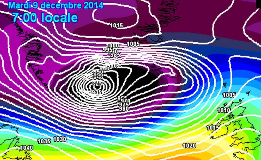 Espectacular MegaCiclogénesis explosiva “ALEXANDRA” en el atlántico norte (lejos de España) martes 9 de Diciembre