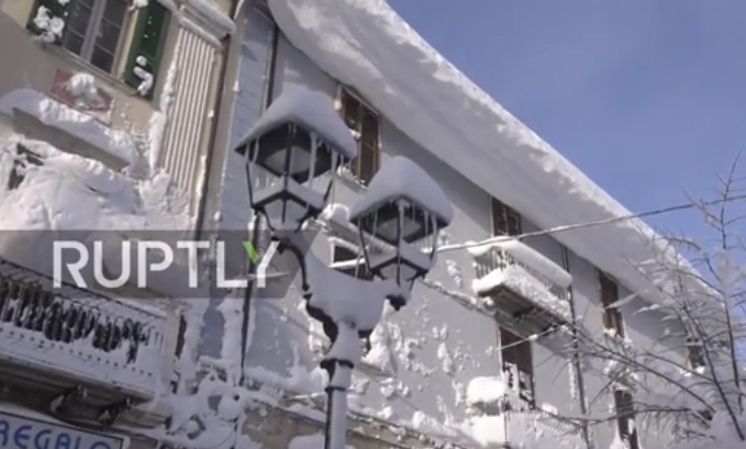 Italia: Las fuertes nevadas paralizan la ciudad de Agnone